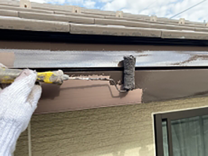 雨樋仕上げ1回目です。