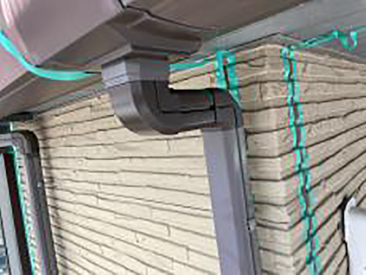 漏れてしまっているエルボ部を取替えました。