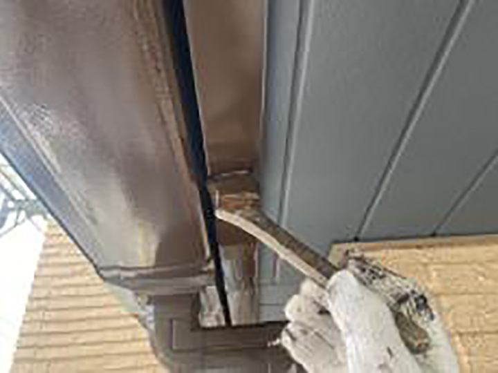 鼻隠し仕上げ2回目を行います。