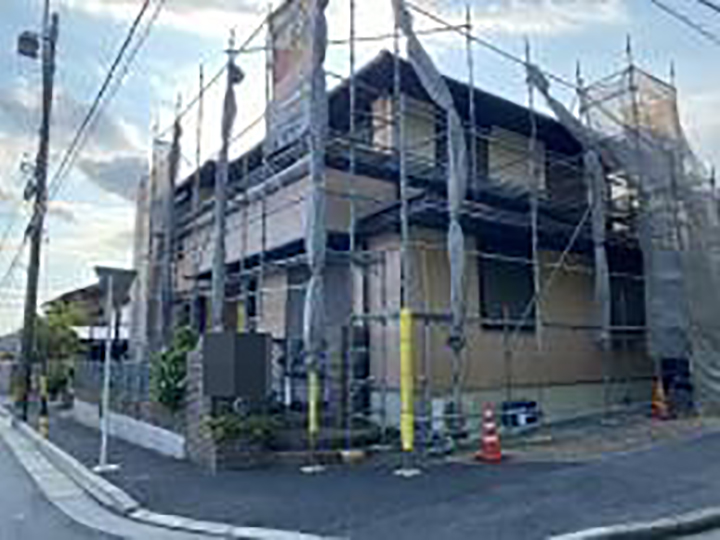 足場解体前に完了立会いを行います。