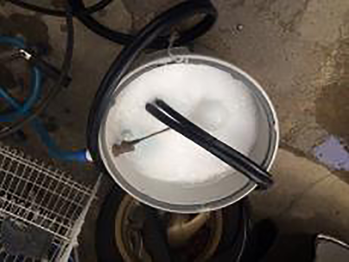 バイオ液を撹拌します。