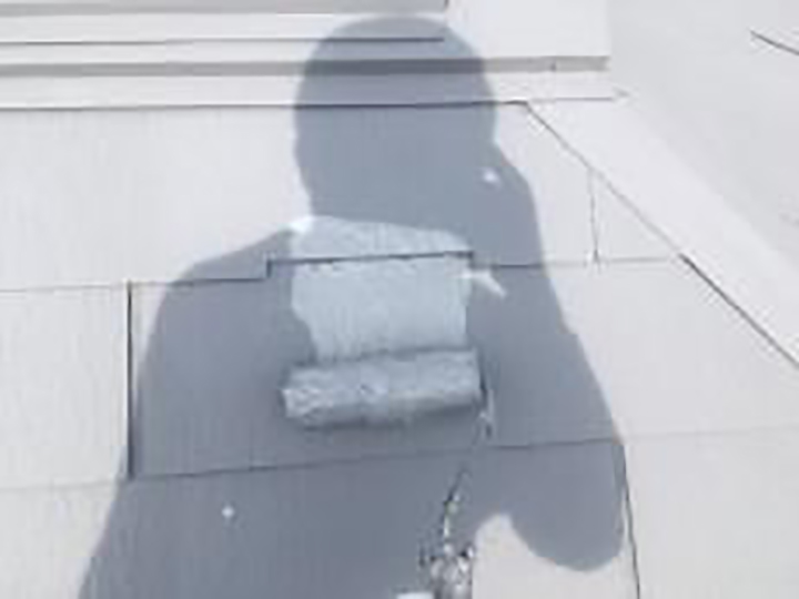 上塗りを行います。