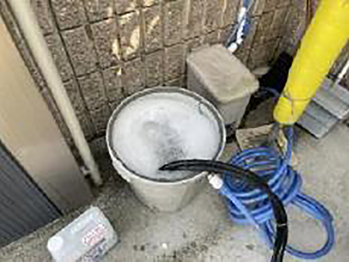 バイオ液を撹拌します。