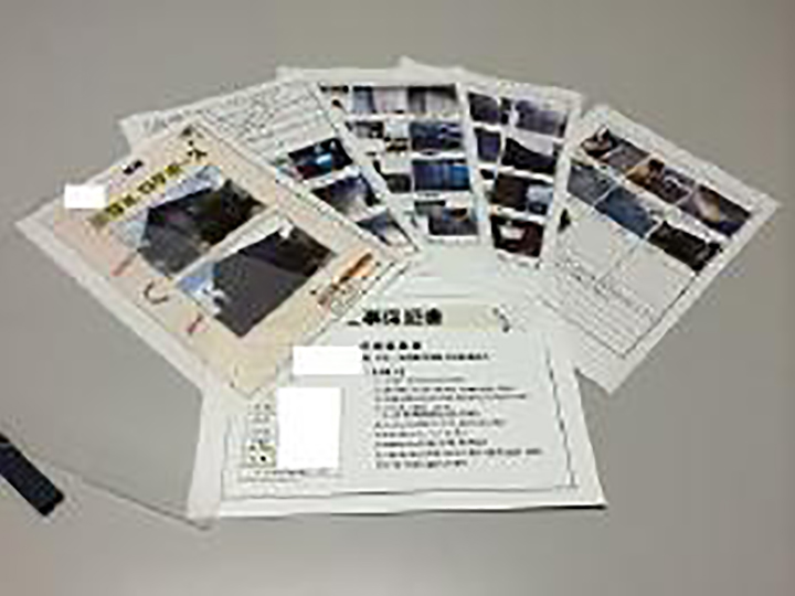 塗替えログポースを贈呈しました。<br />
工事の履歴をしっかり残し、資産価値の向上へ！