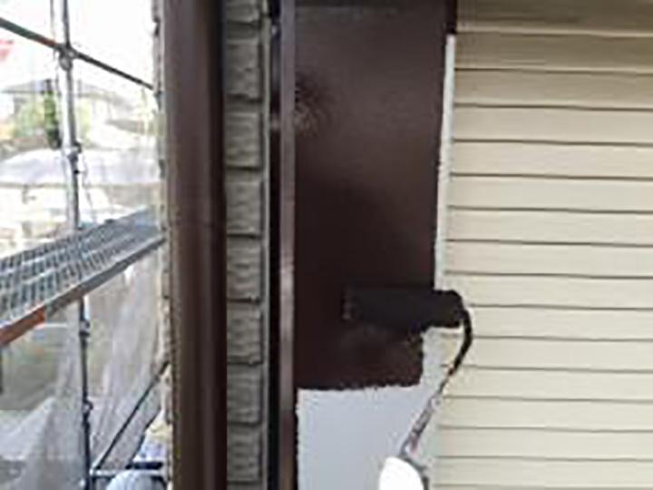 鋼製トリム仕上げ1回目です。