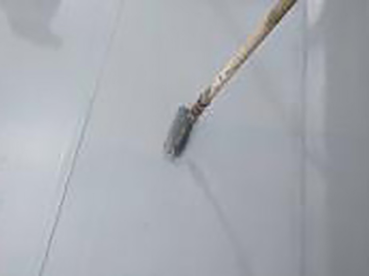 トップコート2回目を行います。