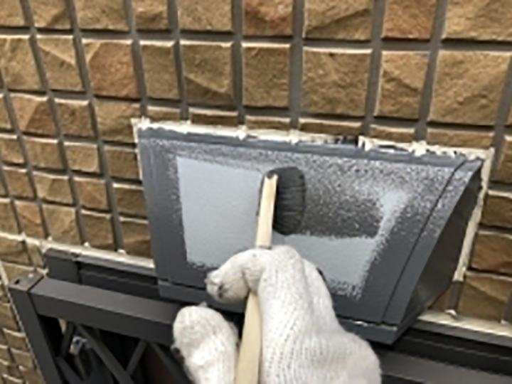 通気口仕上げ1回目です。