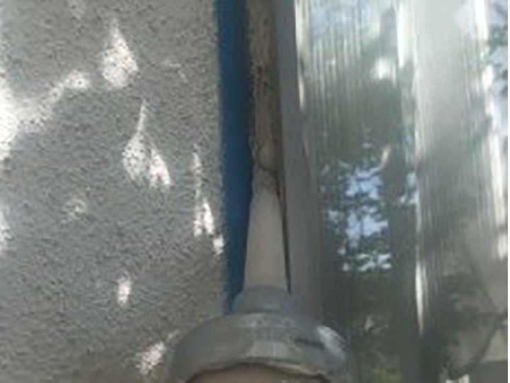 新しいコーキングを充填します。