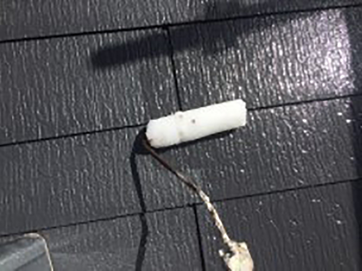 上塗りを行います。