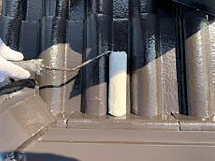 クリヤートップを塗布します。