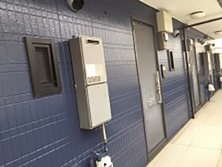 2階の上塗りが完成しました。