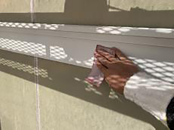 帯の素地を調整します。